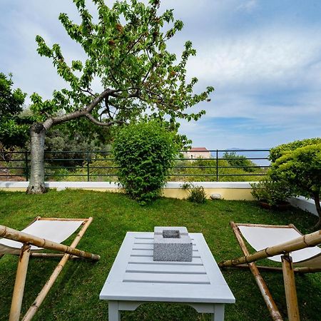 Sea Path Apartment PalaiónTsiflíkion Exteriér fotografie