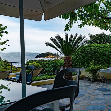 Sea Path Apartment PalaiónTsiflíkion Exteriér fotografie