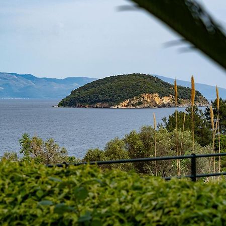 Sea Path Apartment PalaiónTsiflíkion Exteriér fotografie