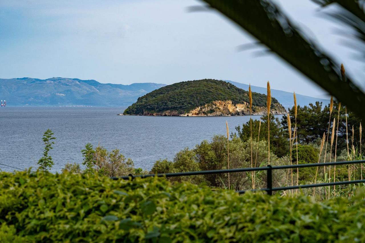Sea Path Apartment PalaiónTsiflíkion Exteriér fotografie